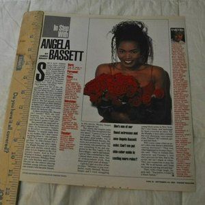 Angela Bassett clipping Strange Days movie actress 1995 article